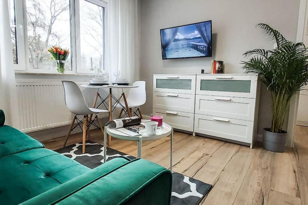 Bezagenta Mozart4 2 Room Easy Transit To City Wifi Warszawa Exteriör bild
